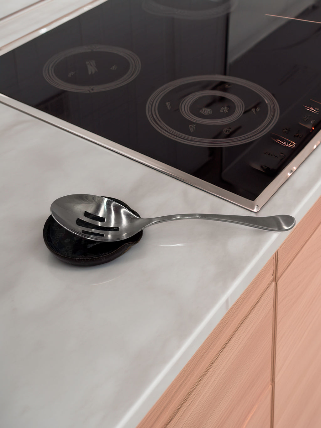 Ceramic spoon rest