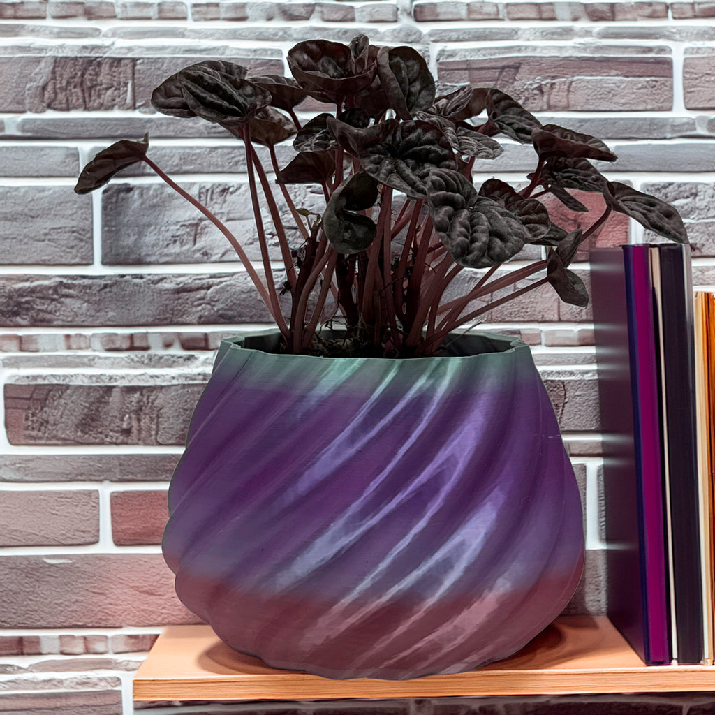 Indoor plant or succulent pot - swirl design