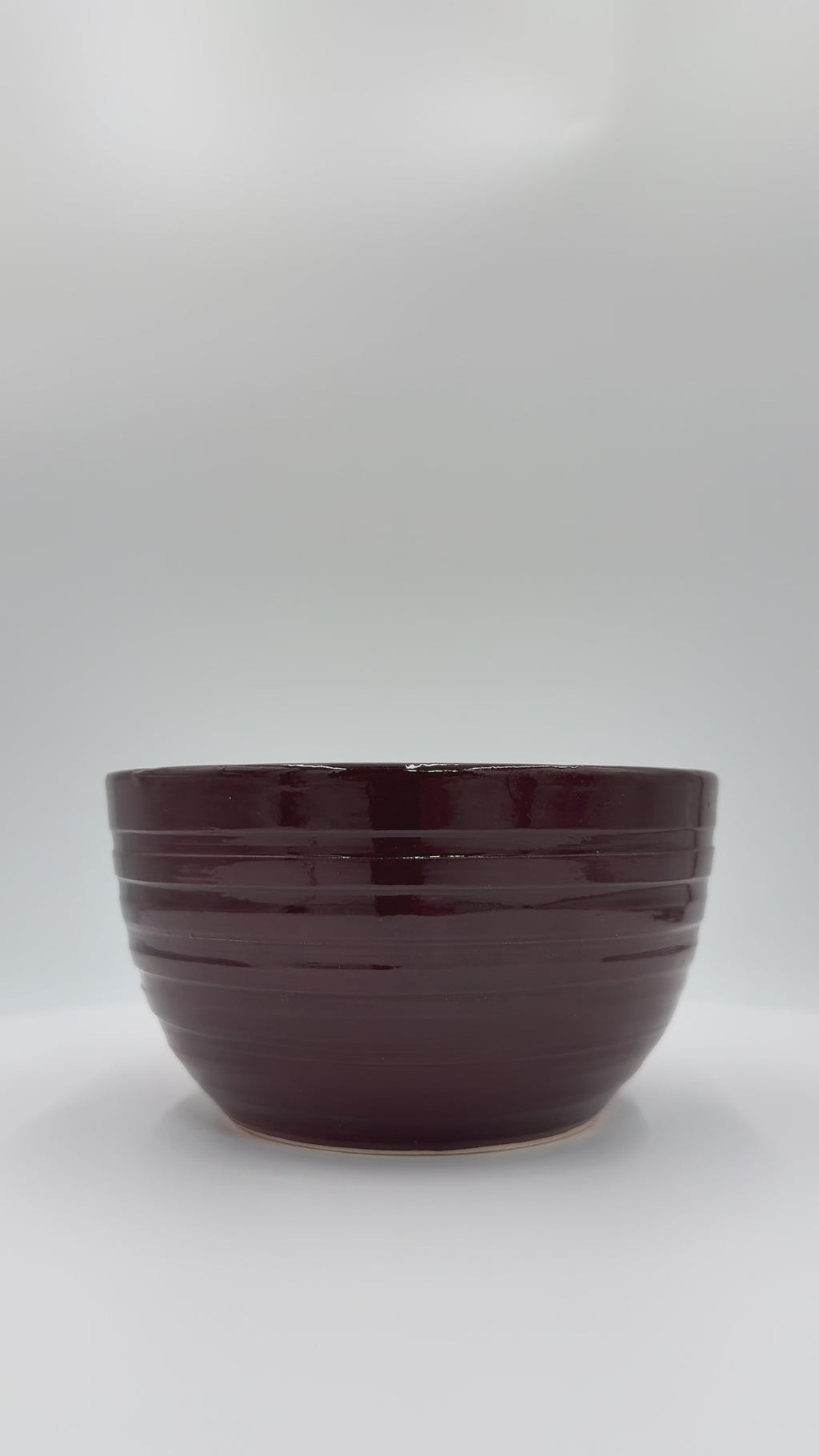 Ceramic planter / pot