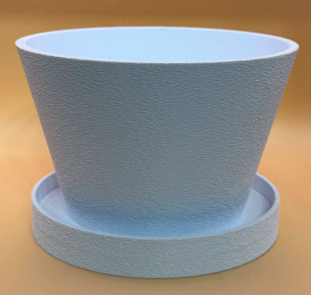Succulent and houseplant planter with saucer